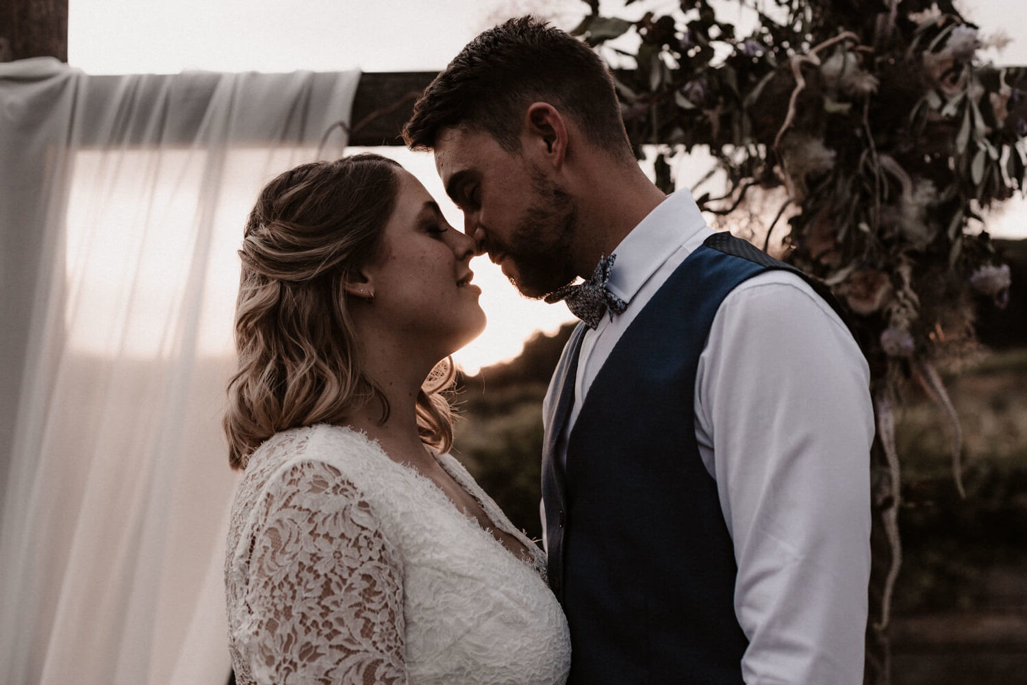 (max-width: 768px) 370px, (max-width: 1024px) 556px, 100vw